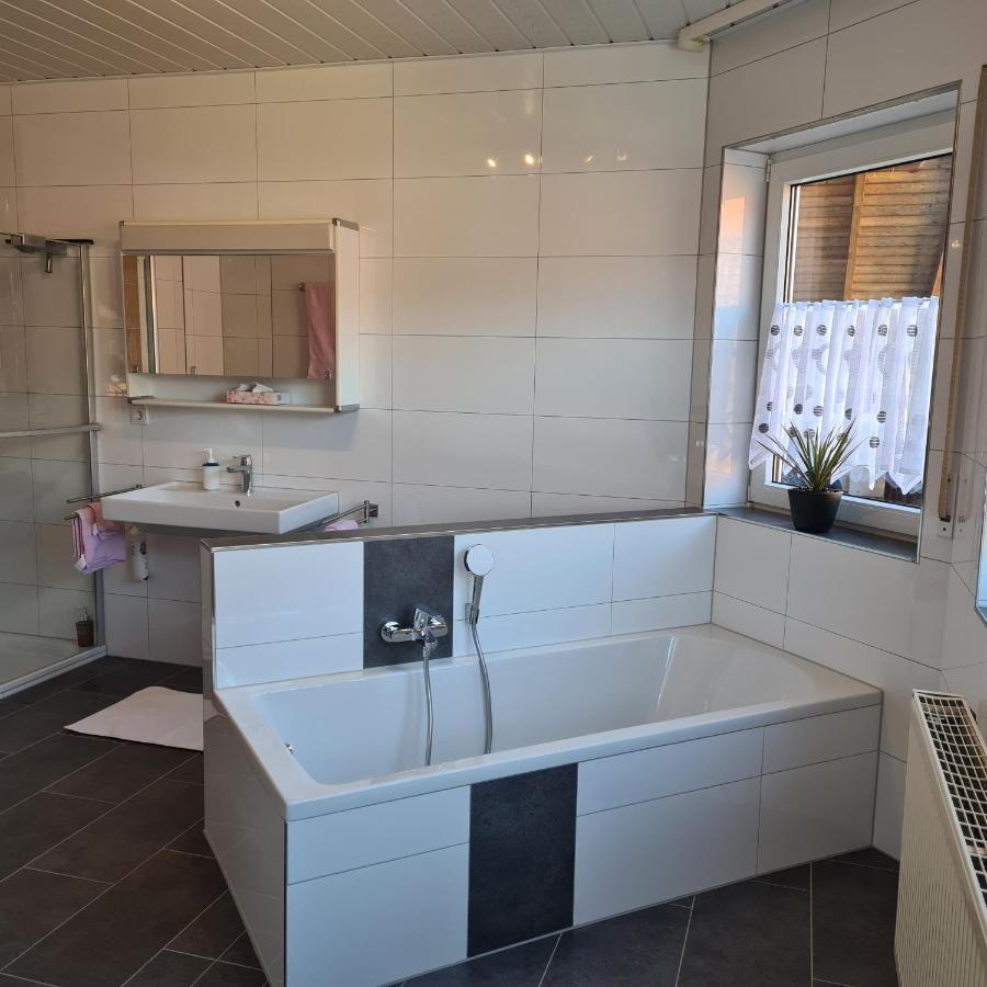 Ferienwohnung Cornelia Und Michael Persang Gbr Eppenbrunn المظهر الخارجي الصورة